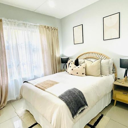 Trendy, Comfortable 1 Bedroom Apartments In Umtata Exterior foto