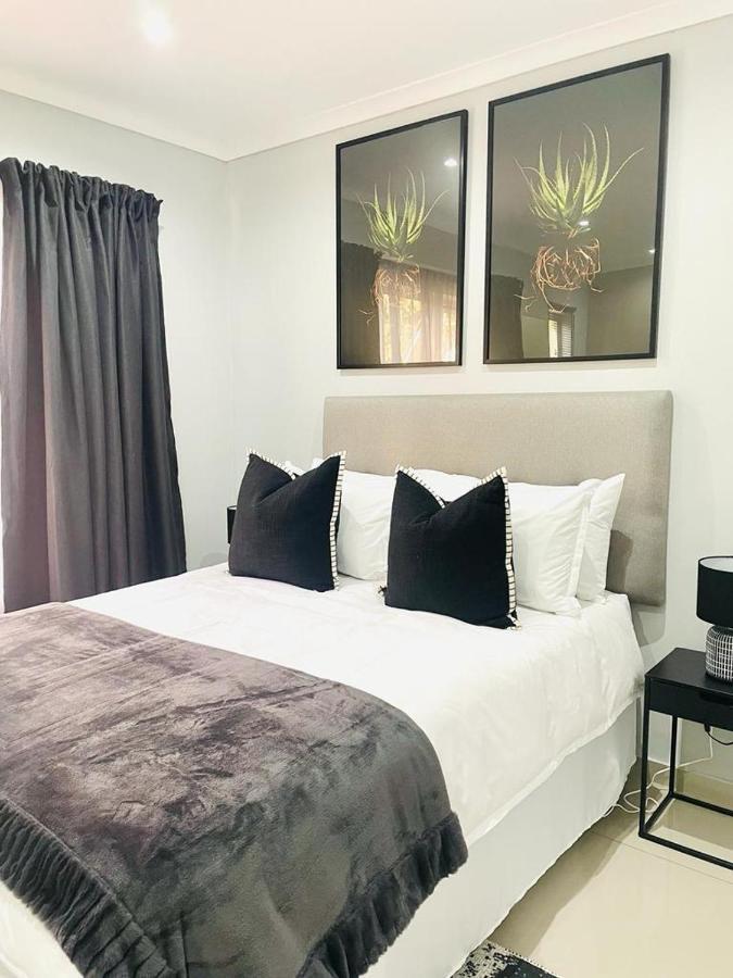 Trendy, Comfortable 1 Bedroom Apartments In Umtata Exterior foto