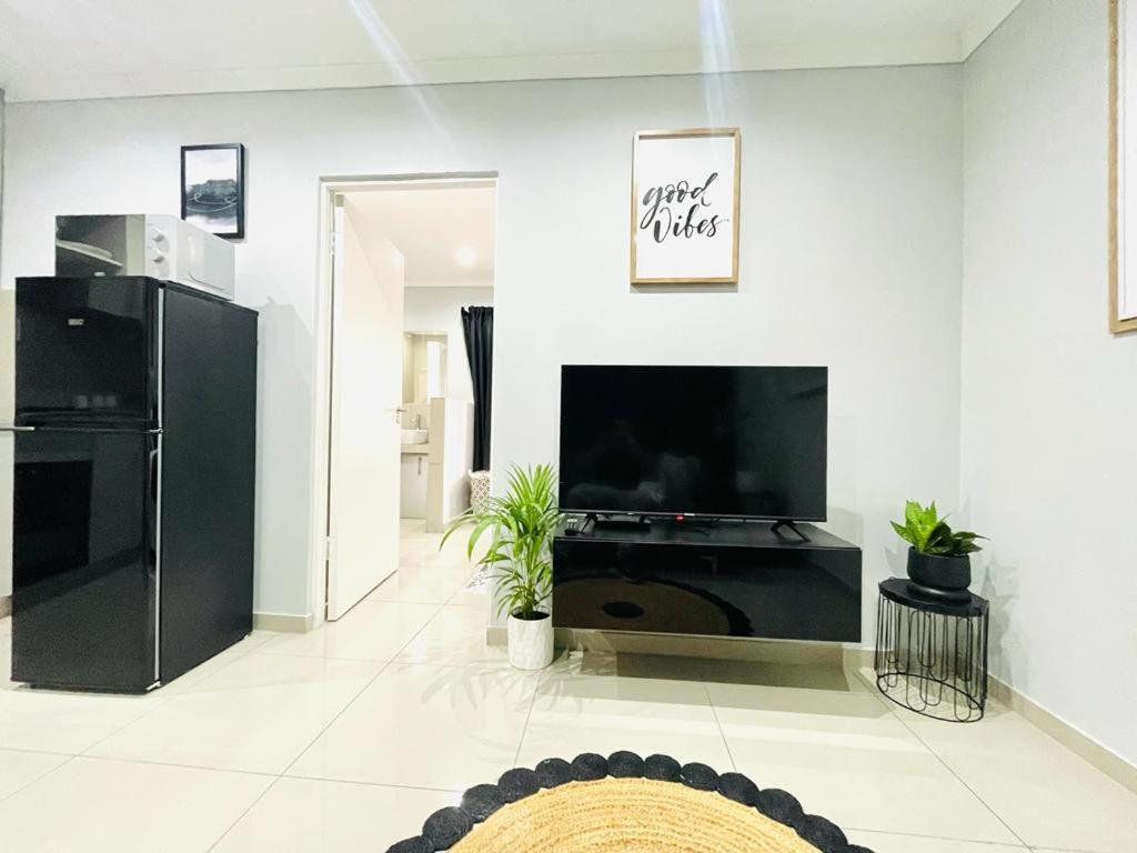 Trendy, Comfortable 1 Bedroom Apartments In Umtata Exterior foto