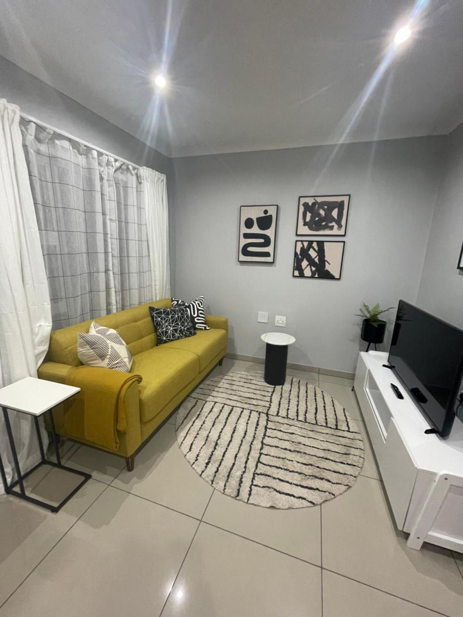 Trendy, Comfortable 1 Bedroom Apartments In Umtata Exterior foto