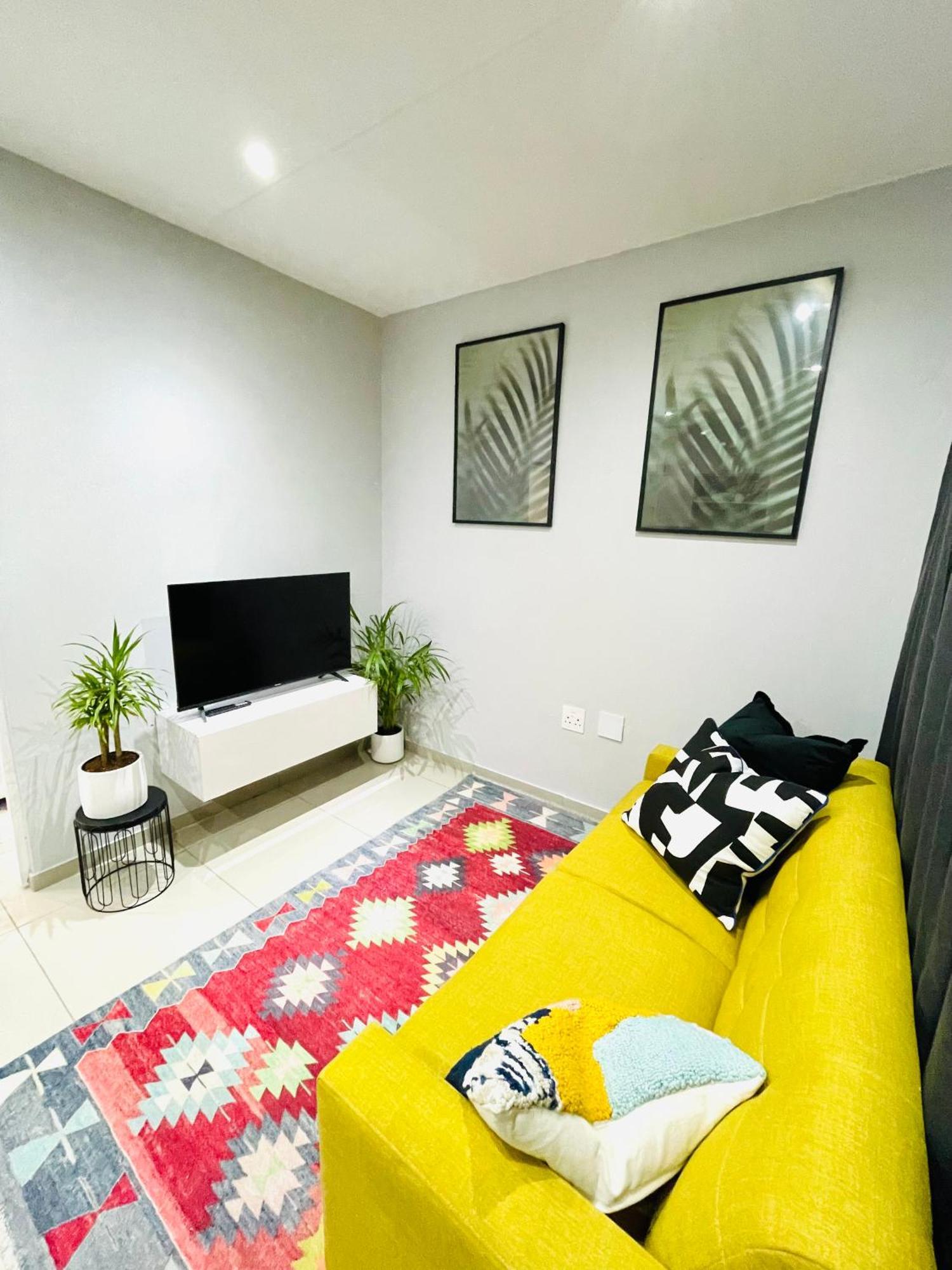 Trendy, Comfortable 1 Bedroom Apartments In Umtata Exterior foto