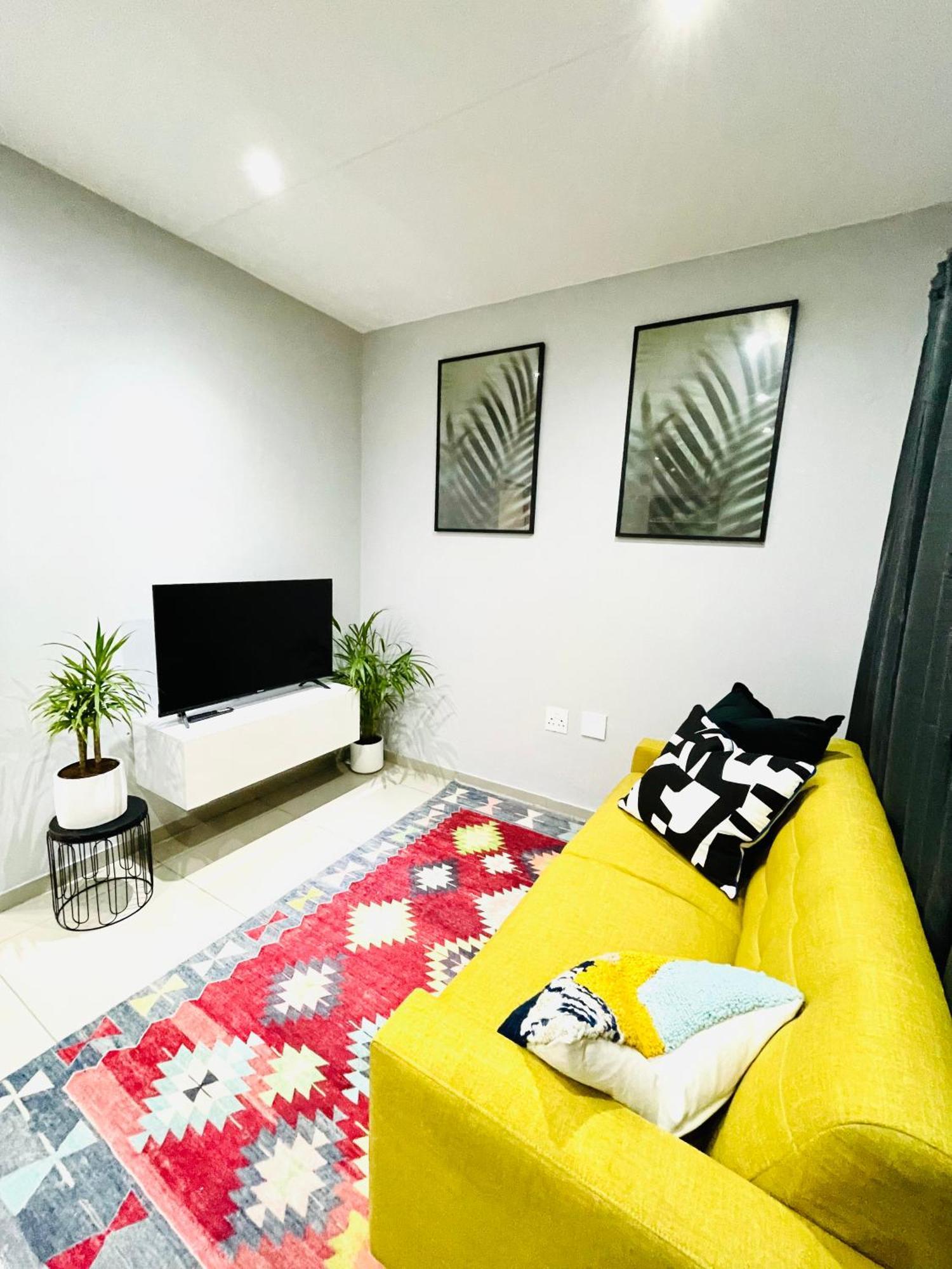 Trendy, Comfortable 1 Bedroom Apartments In Umtata Exterior foto