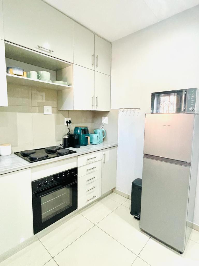Trendy, Comfortable 1 Bedroom Apartments In Umtata Exterior foto